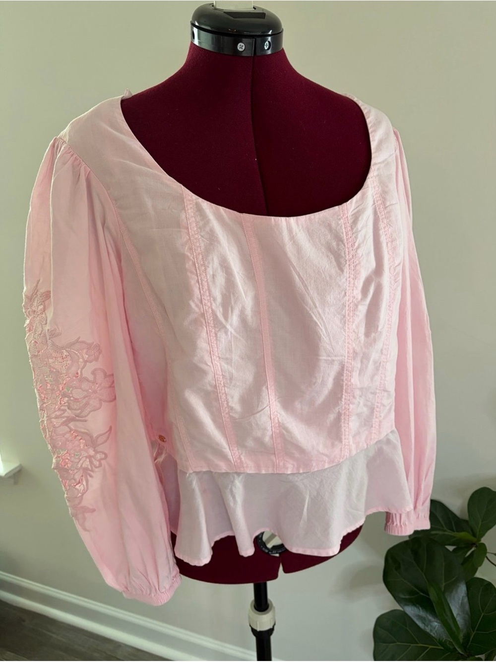 Sam Edelman Women’s Light Pink Peasant Blouse with Embroidered Sleeves